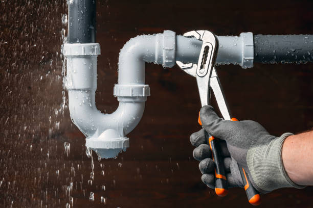 Professional Drain Cleaning technician working in Kouts, IN